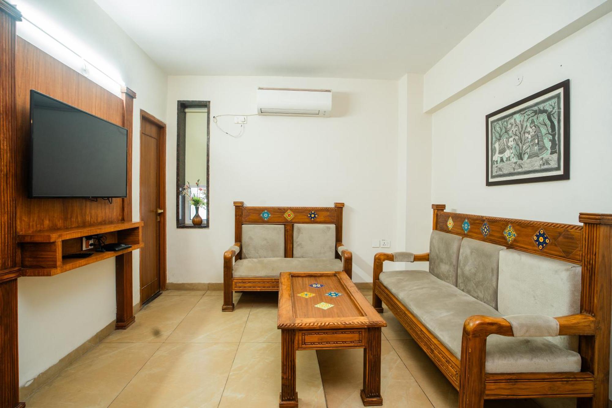 Luxury Aloha Apartments, Rishīkesh Esterno foto